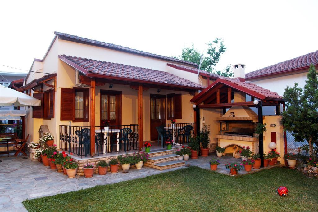 Vasiliki Apartments Platamonas Bagian luar foto