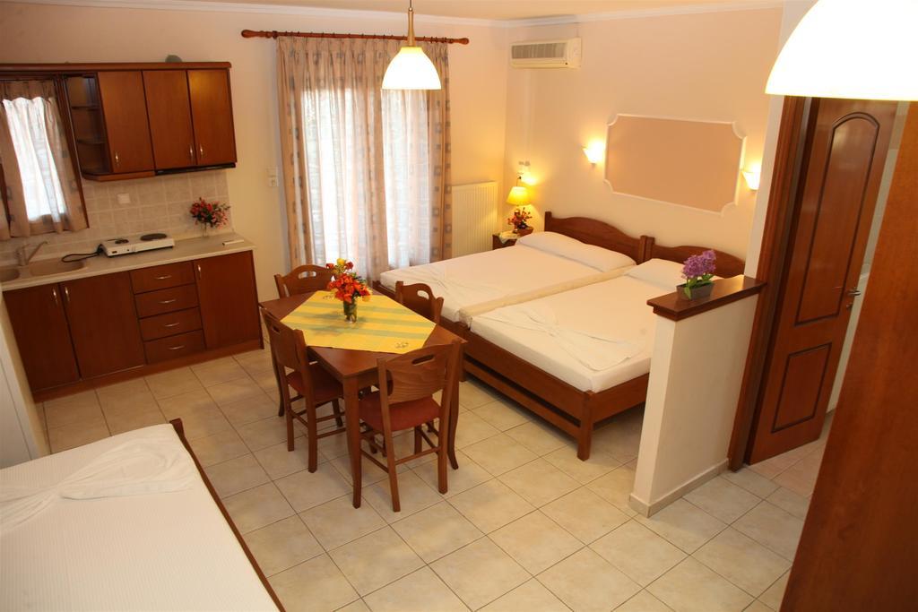 Vasiliki Apartments Platamonas Bagian luar foto