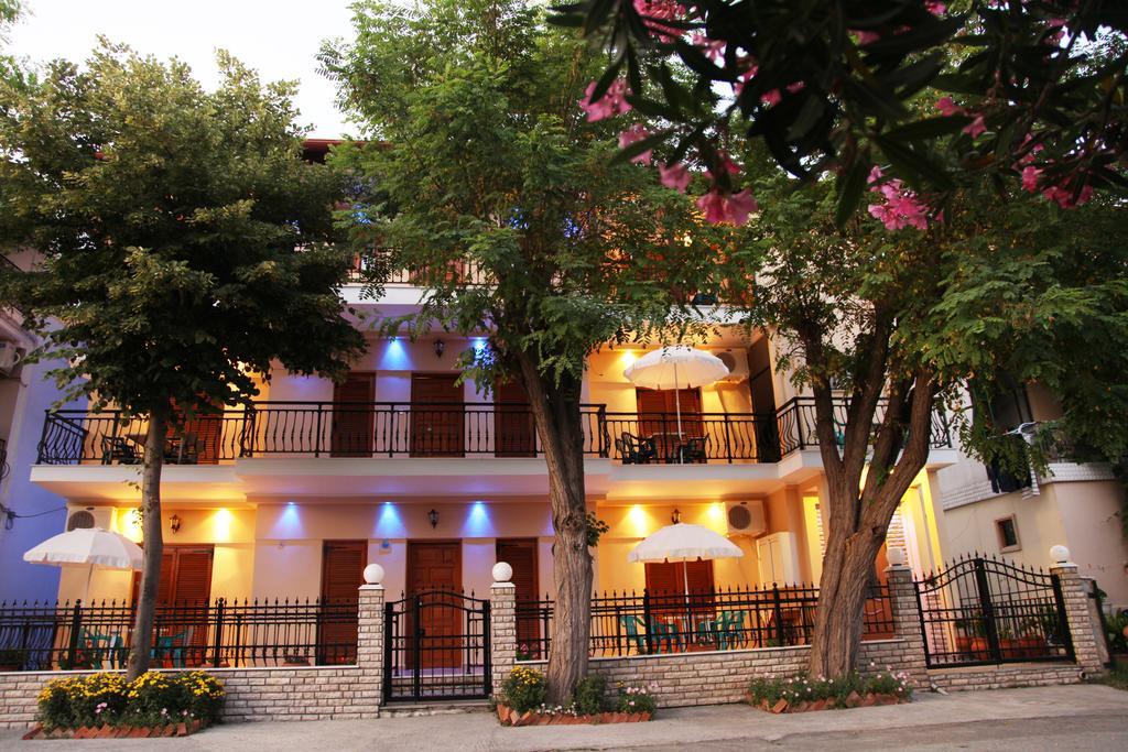 Vasiliki Apartments Platamonas Bagian luar foto